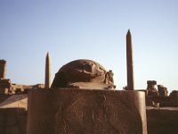 Egypte 1996  Kheper-scarabee sculpture, Karnak