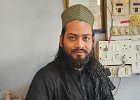 moslim restaurant owner