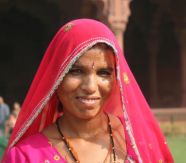 20081102-094indiab.jpg - traditionele vrouw