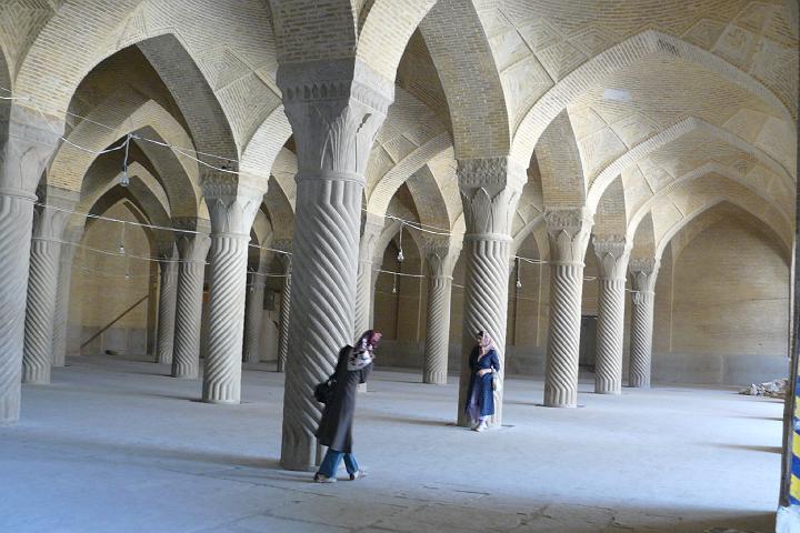 P1000905.JPG - Shiraz, regent's mosque