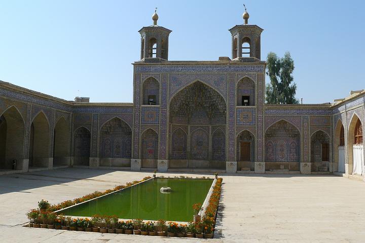 P1010060.JPG - Nasir-ol-molk moskee