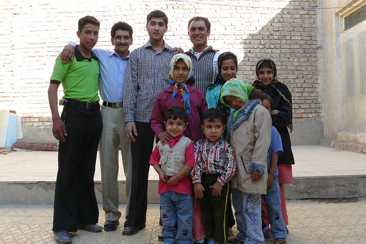 P1010714.JPG - afghaanse familie in Kashan