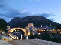 Mostar brug bij nacht-bridge by night