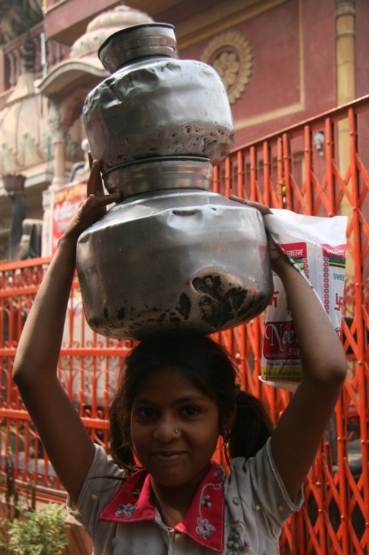20081102-013india